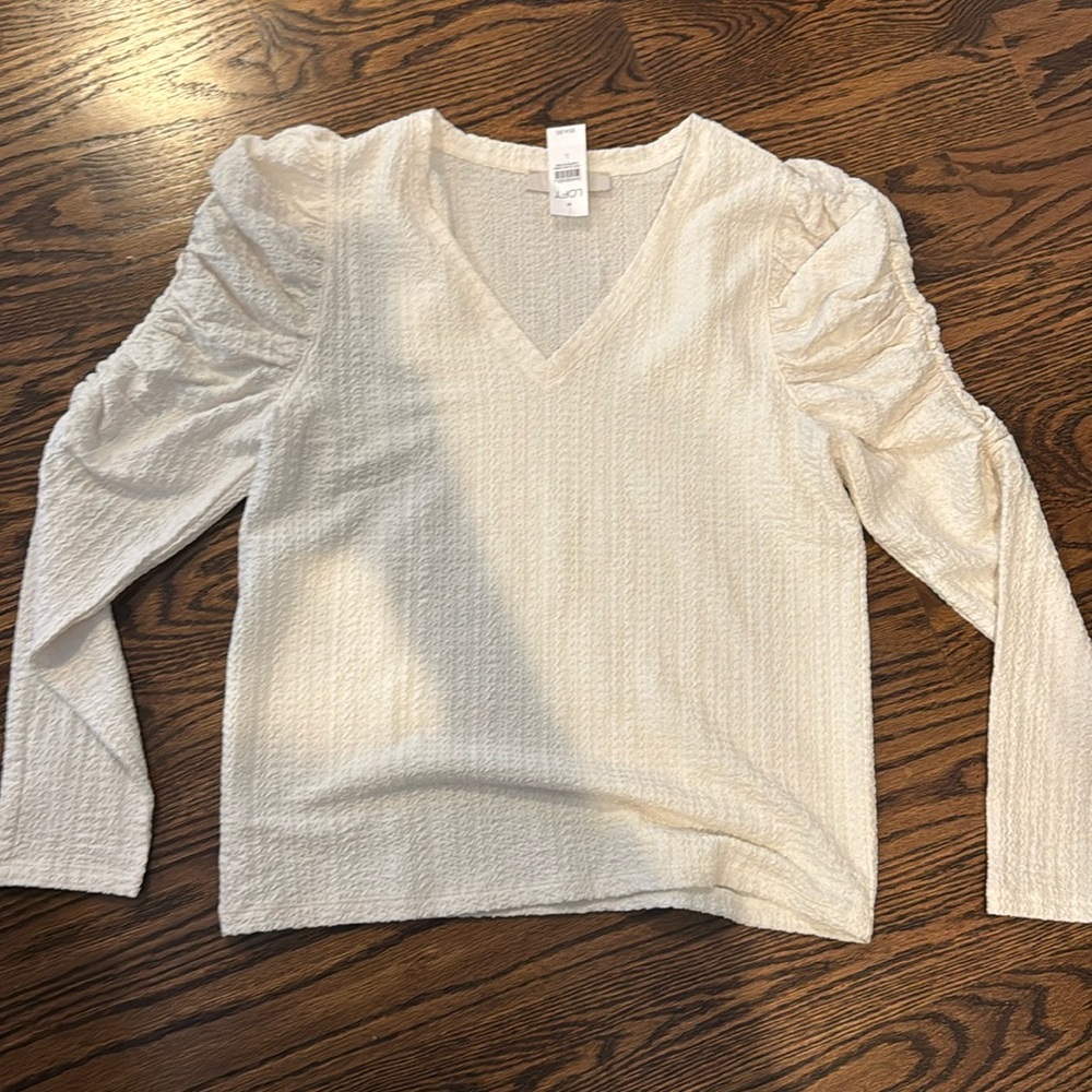 Loft Cream Puff Shoulder shirt size L